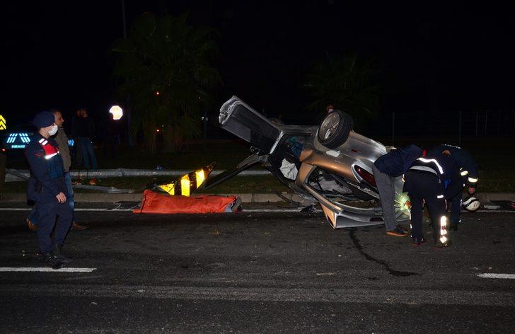 Antalya'da iki otomobil çarpıştı bir kişi öldü G3