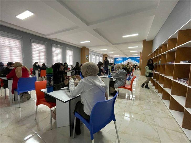 Ağrı'da 554 okul kütüphaneye kavuştu G3