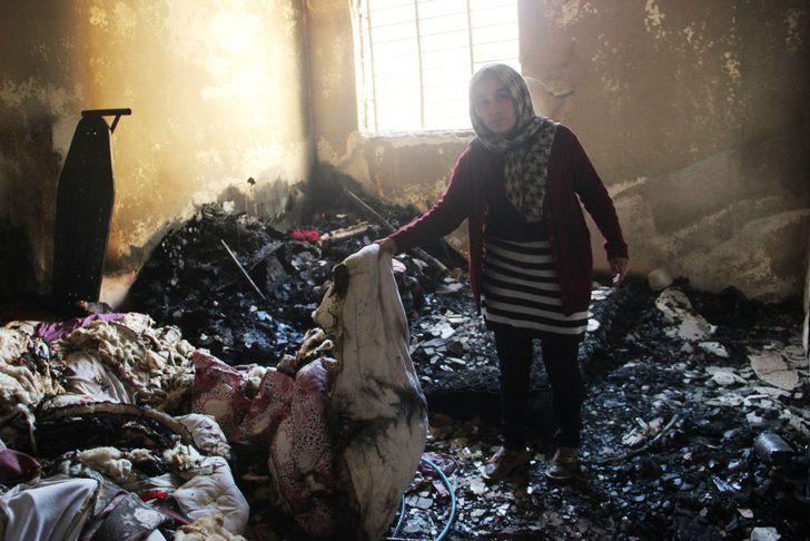 Kapıyı açınca gördüğüne inanamadı! Evini ateşe verip salonda uzandı G3