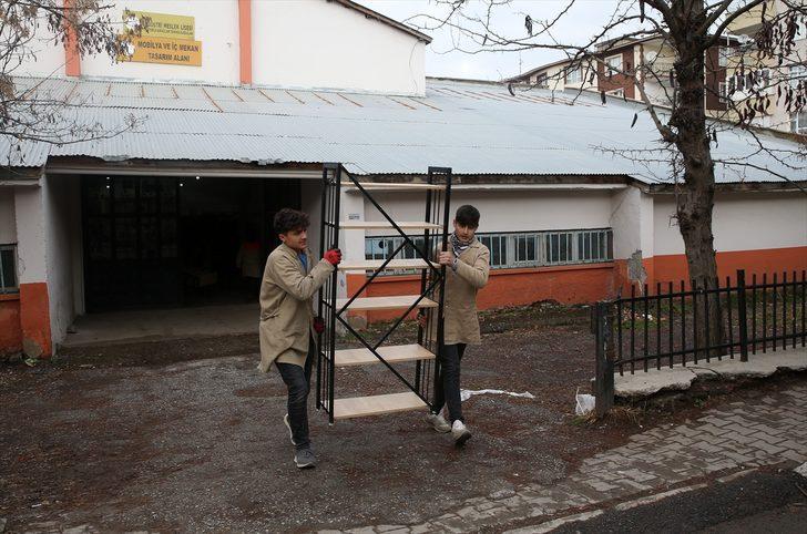 Muş'ta meslek lisesi öğrencileri 177 okula kütüphane yaptı G3