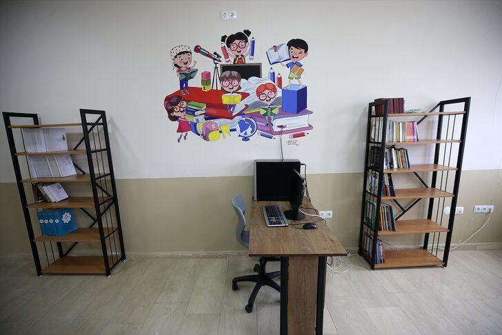 Muş'ta meslek lisesi öğrencileri 177 okula kütüphane yaptı G5