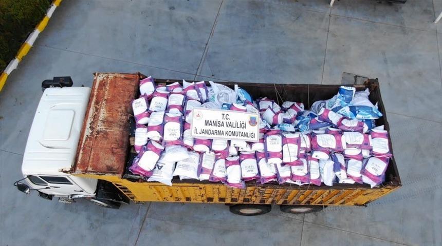 Manisa'da 59 ton sahte g&uuml;bre ele ge&ccedil;irildi