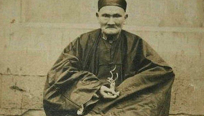 256 yıl yaşadığı iddia edildi! Bütün dünyayı şoke eden mucizevi Çinli adam: Li Ching-Yuen