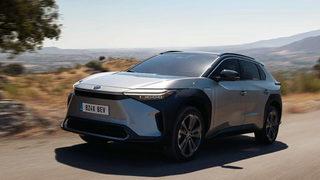 Toyota'dan ilginç adım: Arabanızı uzaktan çalıştırmak için abonelik ücreti ödeyeceksiniz!