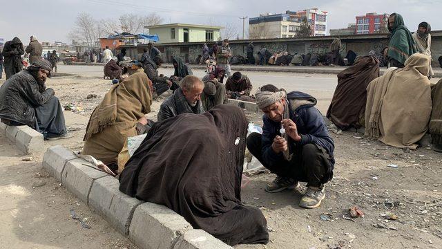 Afganistan da ekonomik çöküş metamfetamin ve eroin üretimini artırdı 3