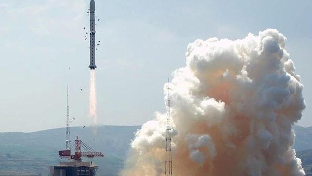 Çin, Tienlien II-02'yi uzaya gönderdi