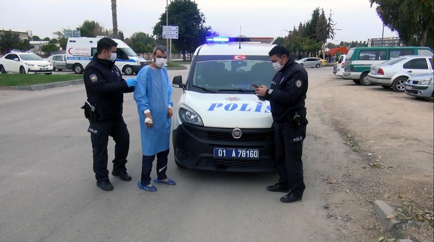 Şaşkına çeviren olay! Bıçaklanan kişi tedavi gördüğü hastaneden hasta önlüğüyle kaçtı