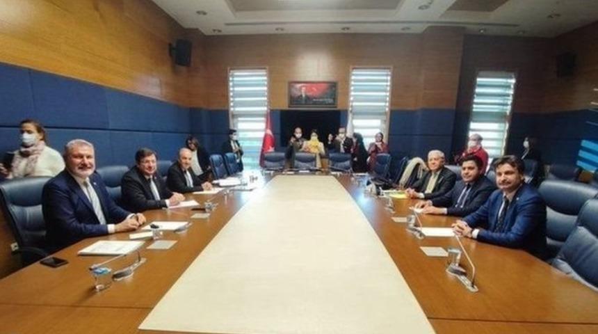 Muhalefet, G&uuml;&ccedil;lendirilmiş Parlamenter Sistem &ccedil;alışmasını tamamladı: Siyasi Etik Yasası &ccedil;ıkarılacak, Y&Ouml;K kaldırılacak
