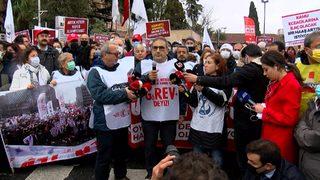 Sağlık çalışanları iş bıraktı! Bu bir uyarı eylemidir