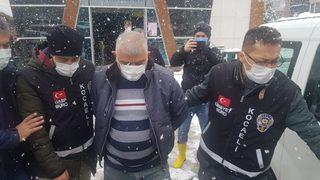 Her satırı korkunç! Yerde can çekişirken 'Sen daha ölmedin mi' diyerek alnından vurmuş