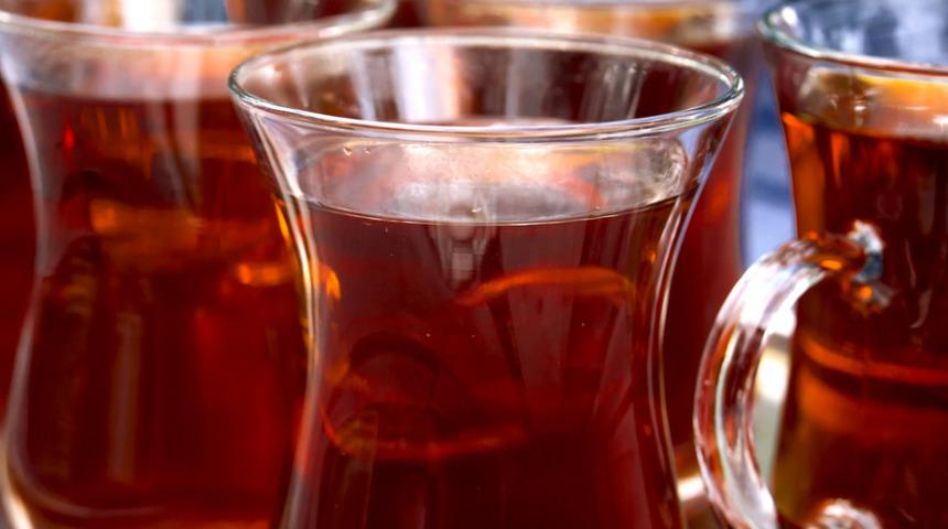 Çay demlemede doğru bilinen yanlış! Birçok kişi böyle yapıyor