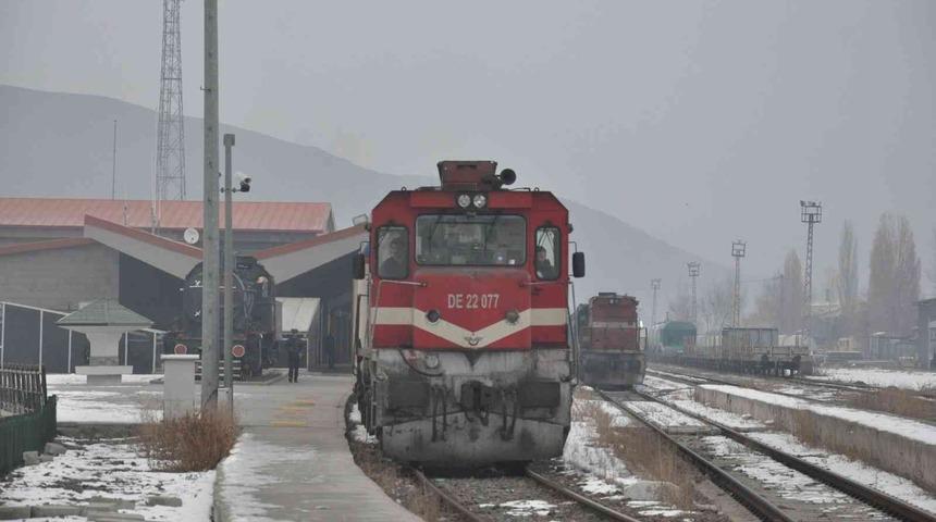 Doğu Ekspresi koronavirüs molasını sona erdirdi! Tam 24 saatlik masalsı yolculuğun seferleri yeniden başladı