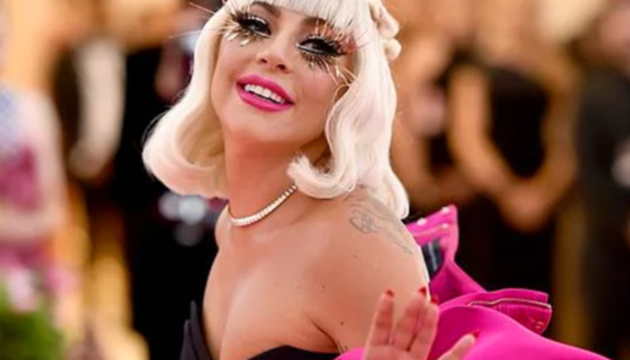 Lady Gaga, House Of Gucci filmindeki Patrizia Reggiani rolü için  psikiyatri hemşiresinden destek aldığını itiraf etti