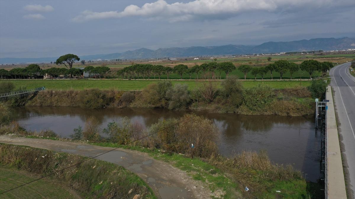 Kuraklıktan etkilenen B&uuml;y&uuml;k Menderes Nehri'nde su seviyesi y&uuml;kseldi