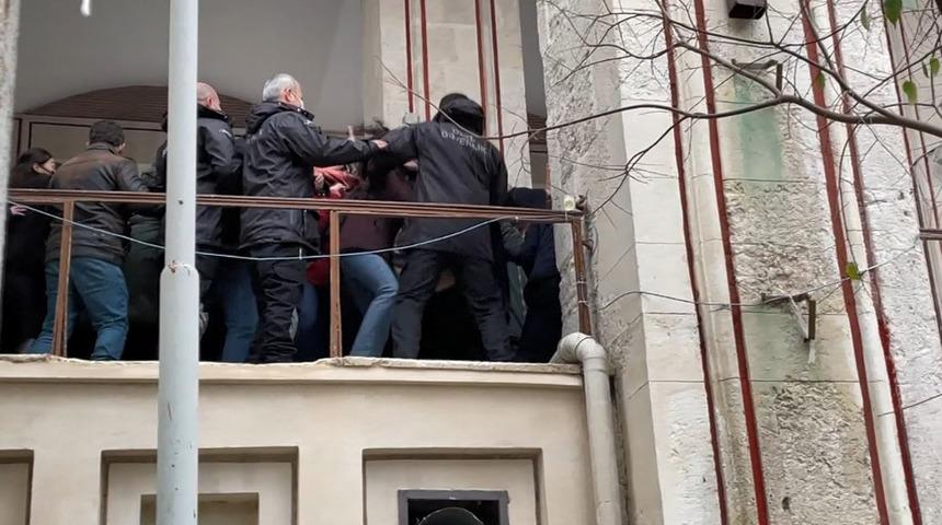 Son dakika: İstanbul Üniversitesi karıştı! Karşıt görüşlü öğrenciler birbirine girdi