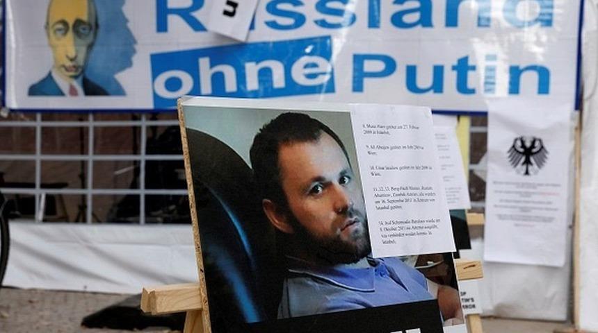 Rusya, iki diplomatının &uuml;lkeden ayrılmasını isteyen Almanya'ya misilleme uyarısında bulundu