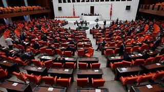 Son Dakika: Stokçuluğa ilişkin kanun teklifi Komisyon'da kabul edildi