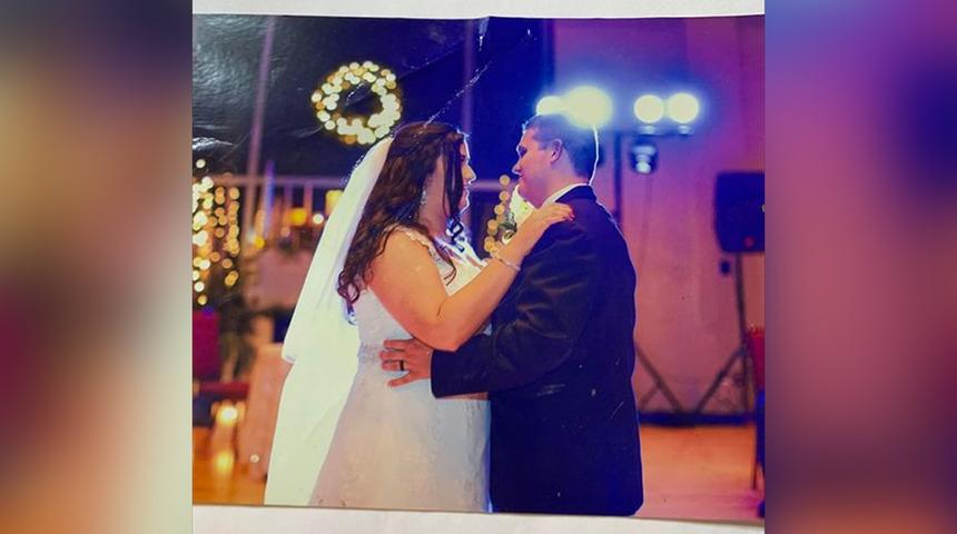 Düğün fotoğrafı evden 240 kilometre uzakta bulundu! "Tüylerim diken diken oldu"