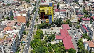 Ünü, Türkiye sınırlarını aştı! Dünyanın en saçma binası ile ilgili yeni gelişme