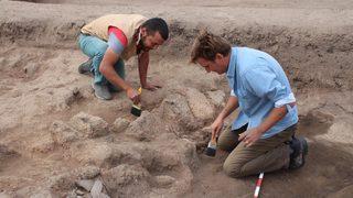 Tavşanlı Höyüğü'nde heyecanlandıran keşif! 'Saray' niteliğinde anıtsal yapı tespit edildi