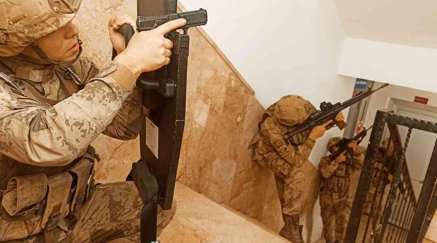 Cezaevinden firar etti! Film gibi şafak operasyonuyla yakalandı