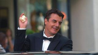 Sex and the City'nin yıldızı Chris Noth hakkında iki ayrı 'cinsel taciz' iddiası!