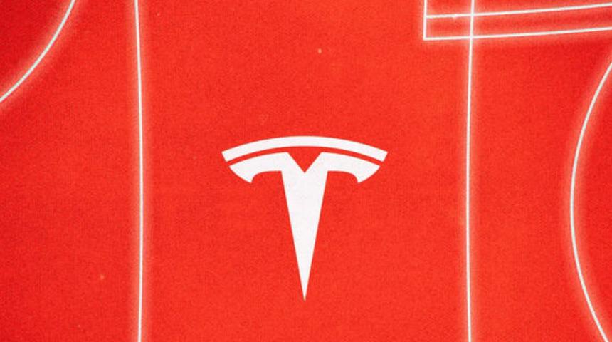 Tesla yeni güncelleme ile gündeme bomba gibi düştü