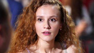 Menajerimi Ara'nın Dicle'si Ahsen Eroğlu süper minili pozlarıyla takipçilerini mest etti!