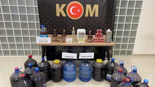 Manisa'daki kaçak ve sahte içki operasyonunda iki kişi yakalandı