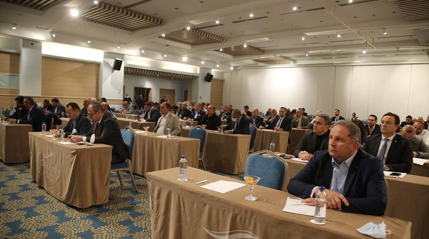 Antalya'da "Türkiye İnşaat Sektörü Çalıştayı" başladı