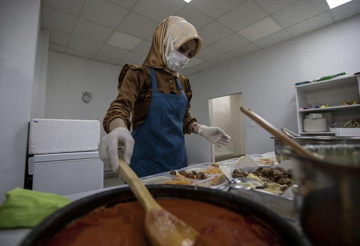 Yemek fabrikasında işçiydi, yaptığı girişimle şimdi iş yerlerine yemek pazarlıyor G2