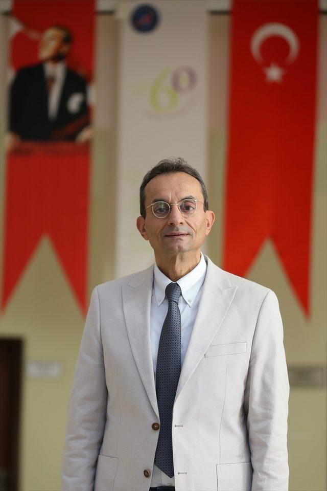 Akdeniz Üniversitesi Sağlık Bilimleri Fakültesi Gerontoloji Bölüm Başkanı Prof. Dr. İsmail Tufan