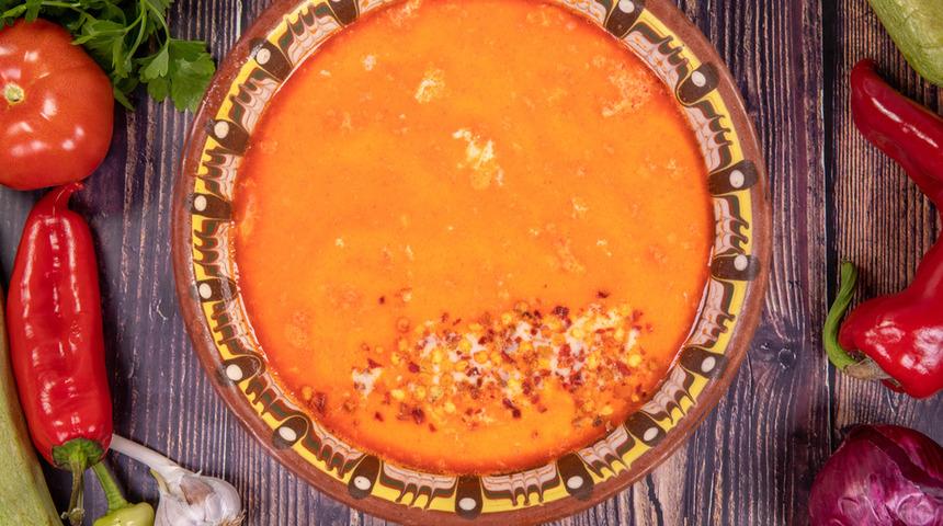 Rumeli topraklarından sofralarınıza lezzet taşıyan bir göçmen yemeği: Ovmaç (oğmaç) çorbası tarifi