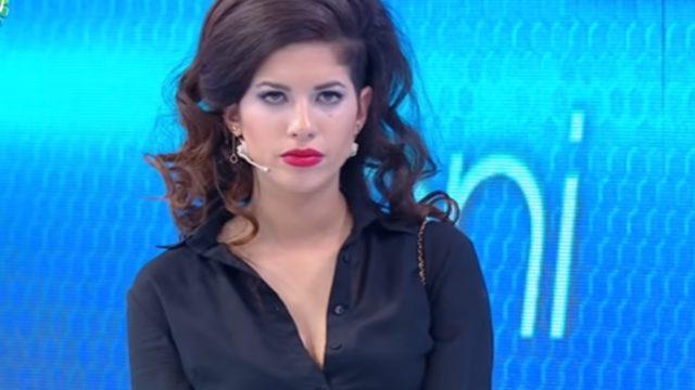 Türkiye'nin en tarz kadını seçilmişti! İdil Naz Kaluç'un göğüs dekolteli pozları Instagram'ı salladı!