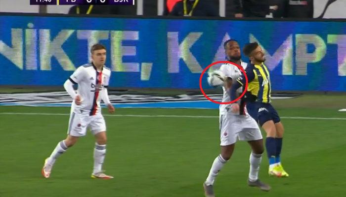 Son dakika: Fenerbahçe-Beşiktaş maçına damga vuran penaltı pozisyonu!