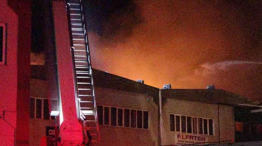 Kahramanmaraş’ta tekstil fabrikasında yangın