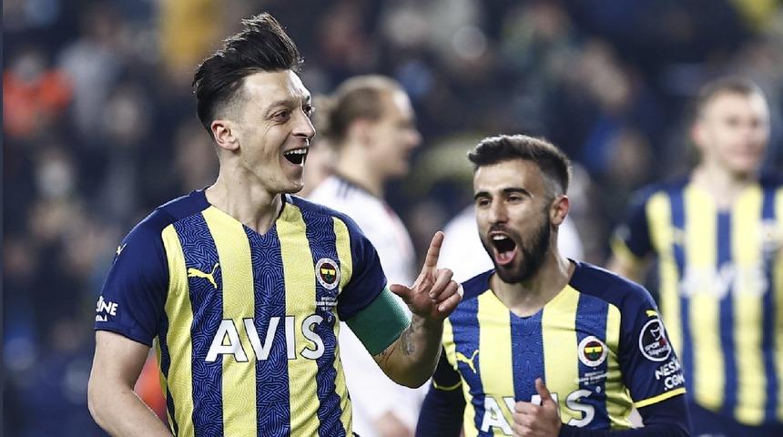 Mesut Özil, 6. golünü attı