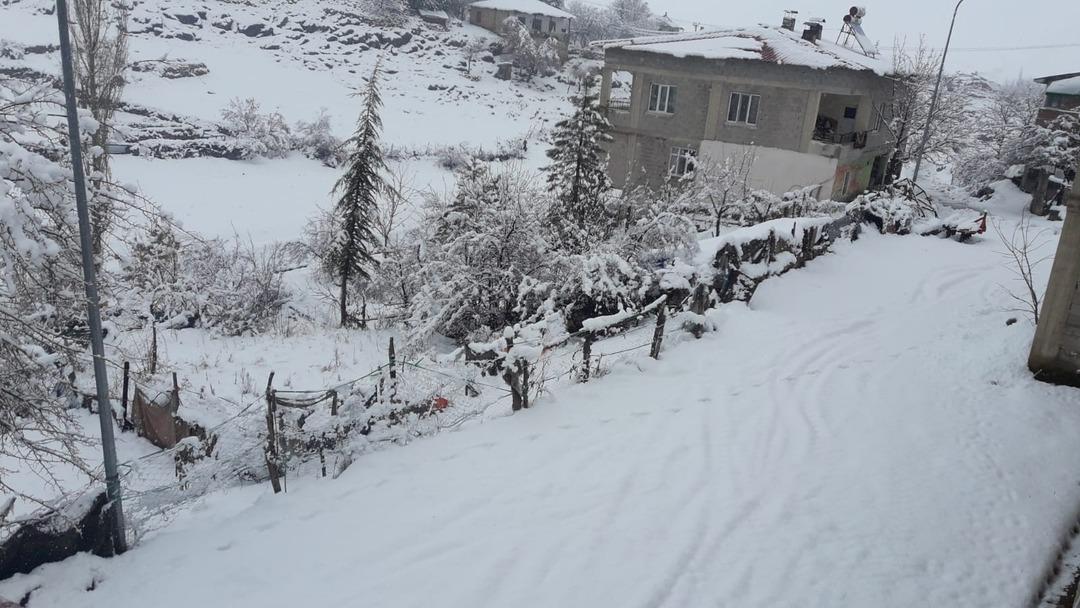 Adana&rsquo;da okullar tatil mi? Adana&rsquo;da bug&uuml;n ve yarın 21 Aralık Salı g&uuml;n&uuml; kar tatili var mı, yok mu?