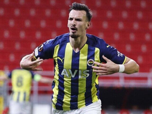 Berisha, Kadıköy'de parlıyor