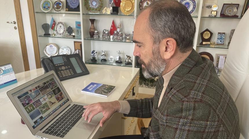 Bayburt &Uuml;niversitesi Rekt&ouml;r&uuml; T&uuml;rkmen, AA'nın "Yılın Fotoğrafları" oylamasına katıldı