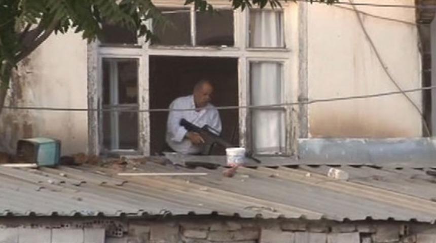 Ankara'da hareketli dakikalar! Pompalı t&uuml;fekle ateş a&ccedil;tı