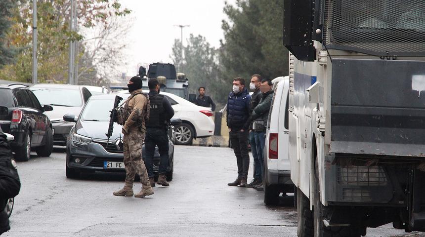 Pompalı tüfekle karakola girip ateş açtı! İlk vukuatı değilmiş