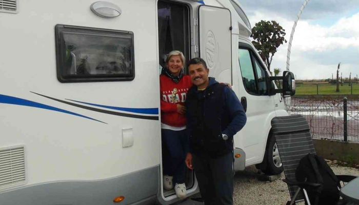 Antalya’da vatandaşların 12 ay süren karavan tatili herkesi kıskandırdı! “Evi kapattık yola çıktık”