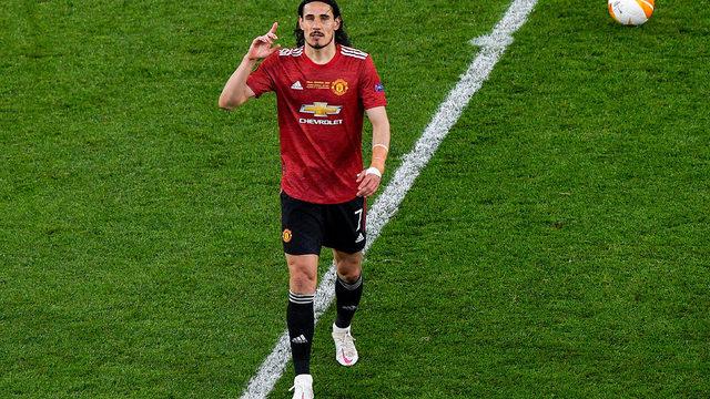 Xavi'den bir hamle daha... Barcelona Cavani ile anlaştı!