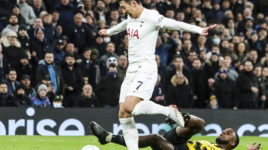 İngiltere Premier Lig için flaş karar! Lig erteleniyor mu?