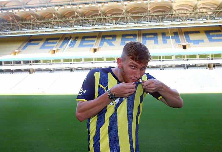 Son dakika: Fenerbahçe'de Pereira'nın gidişine en çok o sevindi! Burak Kapacak'tan flaş beğeni...