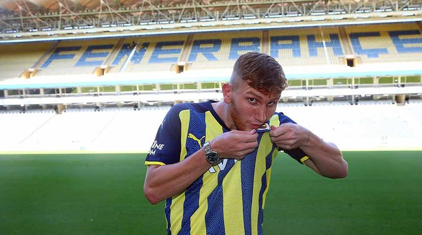 Son dakika: Fenerbahçe'de Pereira'nın gidişine en çok o sevindi! Burak Kapacak'tan flaş beğeni...