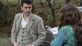 Aziz dizisi 8. yeni bölüm ön izleme sahnesi! Aziz Efnan'ı ikna edecek mi? Gitme kal burada