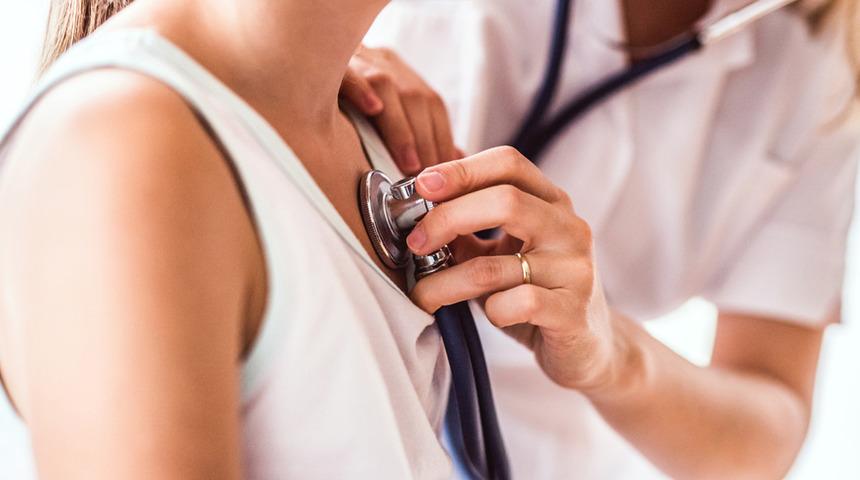 Sağlıksız beslenme ve hareketsiz yaşam çocukları da tehdit ediyor! Bu atıştırmalıklar içinizi rahatlatacak