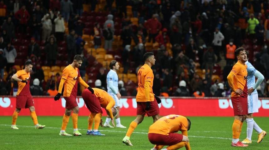 Galatasaray'da büyük kriz! Futbolcular isyan etti
